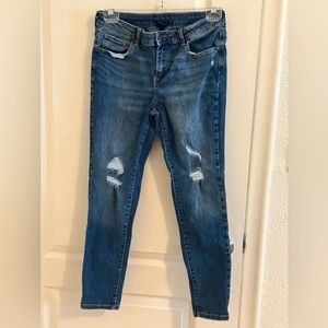 BLUE JEANS (Girl’s size 16)